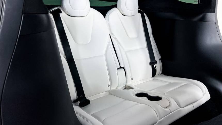 2018 Tesla Model X 5YJXCAE28JF109606