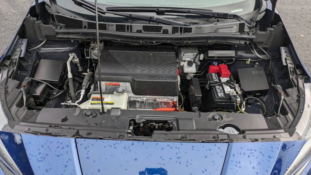 2022 Nissan LEAF 1N4AZ1BV8NC561437