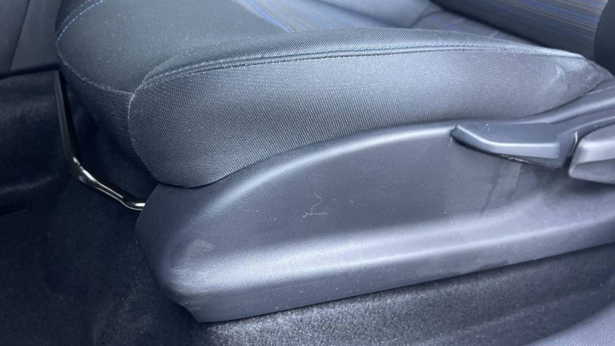 2022 Nissan LEAF 1N4AZ1BV5NC558186