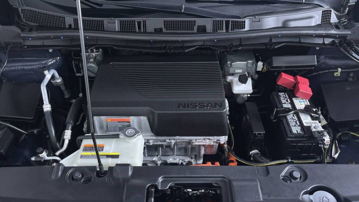 2022 Nissan LEAF 1N4AZ1BV5NC558186