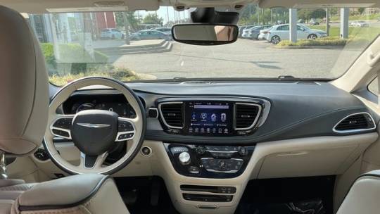 2018 Chrysler Pacifica Hybrid 2C4RC1N75JR118286