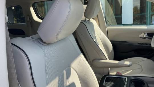 2018 Chrysler Pacifica Hybrid 2C4RC1N75JR118286
