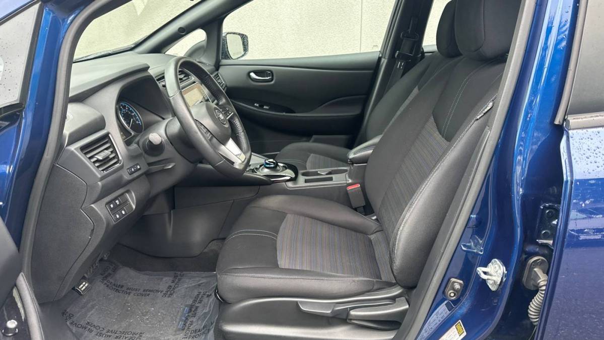 2021 Nissan LEAF 1N4AZ1CV5MC556693