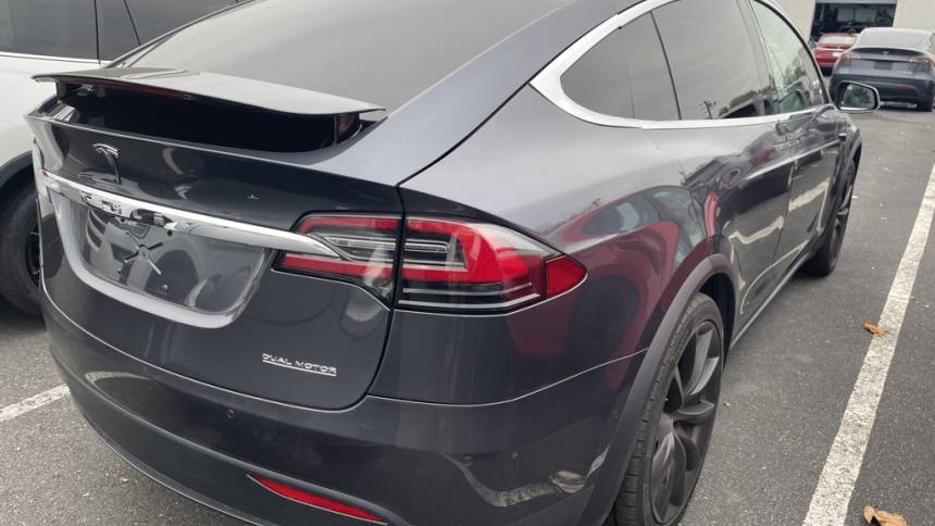 2020 Tesla Model X 5YJXCBE45LF306016