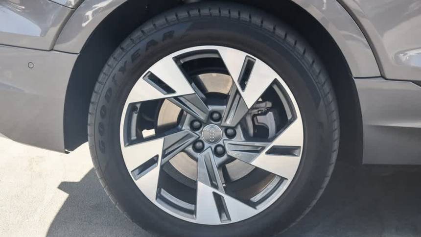 2021 Audi e-tron WA1LAAGEXMB000853