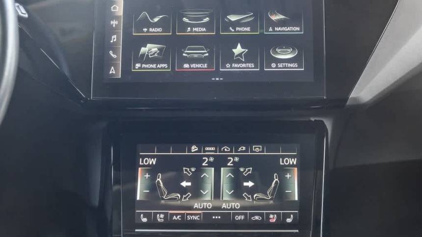 2021 Audi e-tron WA1LAAGEXMB000853