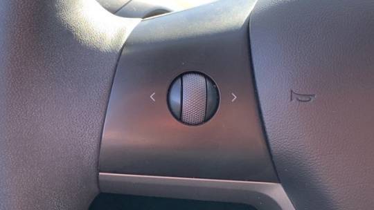 2021 Tesla Model Y 5YJYGDEE6MF232524