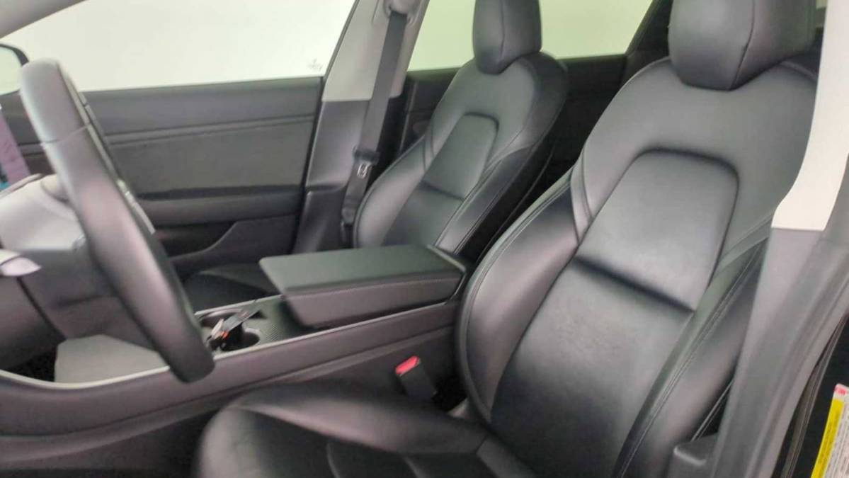 2019 Tesla Model 3 5YJ3E1EA3KF399903