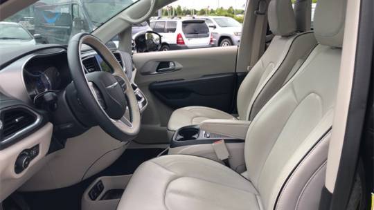 2018 Chrysler Pacifica Hybrid 2C4RC1N75JR172588