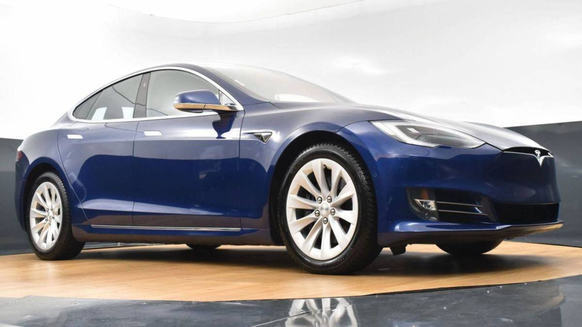 2017 Tesla Model S 5YJSA1E23HF199838