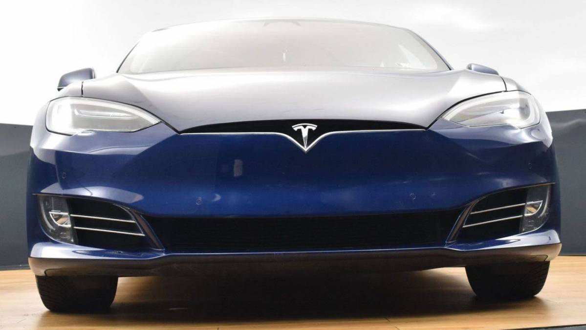 2017 Tesla Model S 5YJSA1E23HF199838