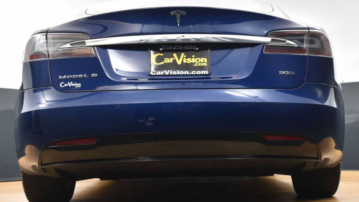 2017 Tesla Model S 5YJSA1E23HF199838