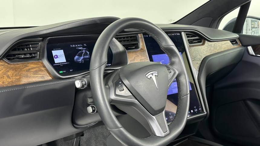 2019 Tesla Model X 5YJXCBE43KF182066