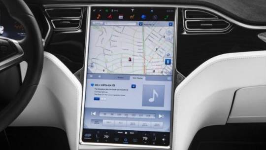 2020 Tesla Model X 5YJXCBE4XLF303113