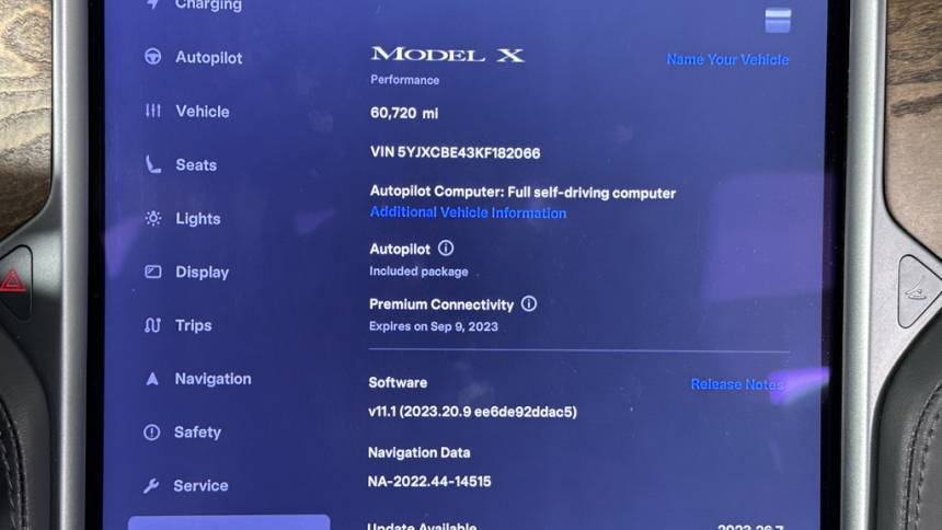 2019 Tesla Model X 5YJXCBE43KF182066