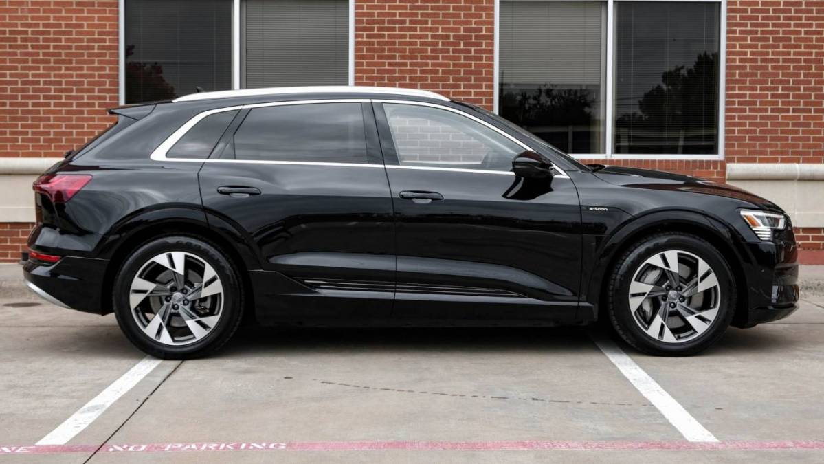 2021 Audi e-tron WA1VAAGE1MB004671