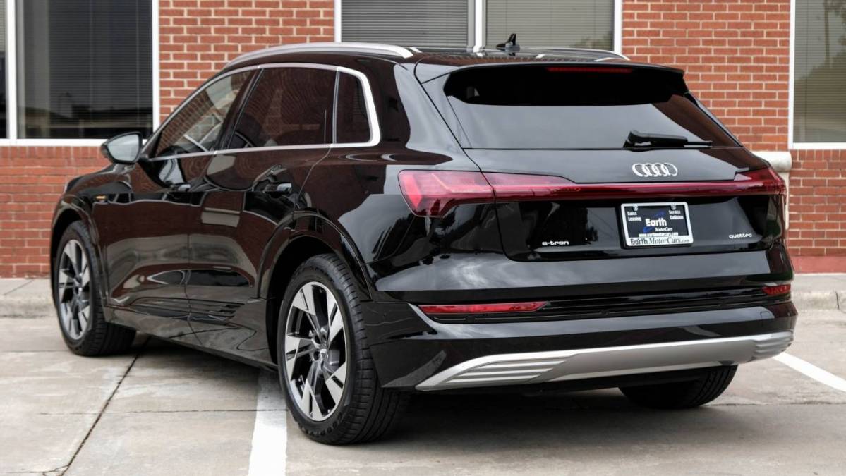 2021 Audi e-tron WA1VAAGE1MB004671