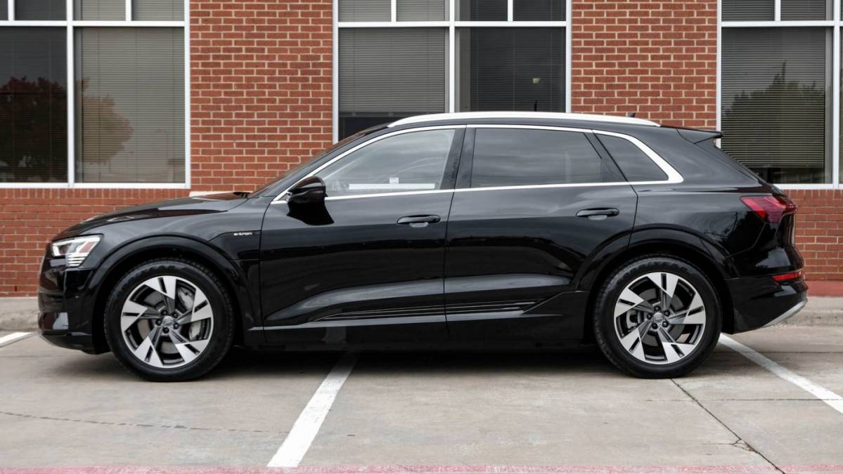 2021 Audi e-tron WA1VAAGE1MB004671