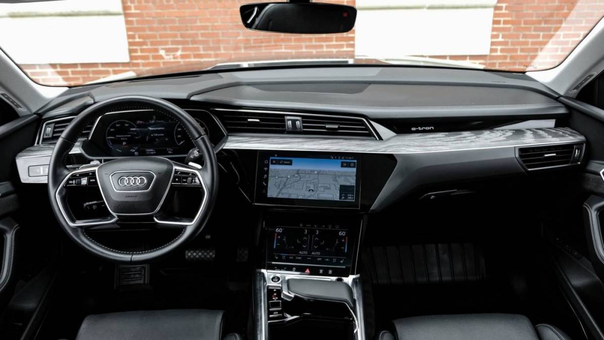2021 Audi e-tron WA1VAAGE1MB004671