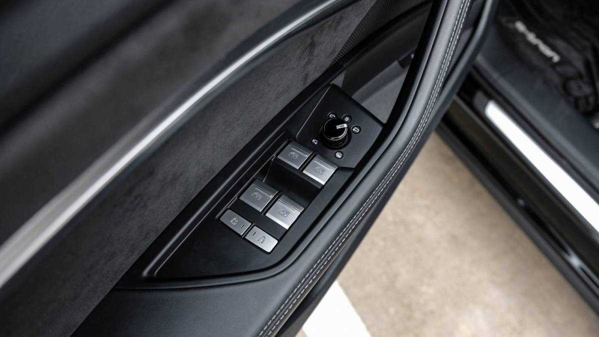2021 Audi e-tron WA1VAAGE1MB004671