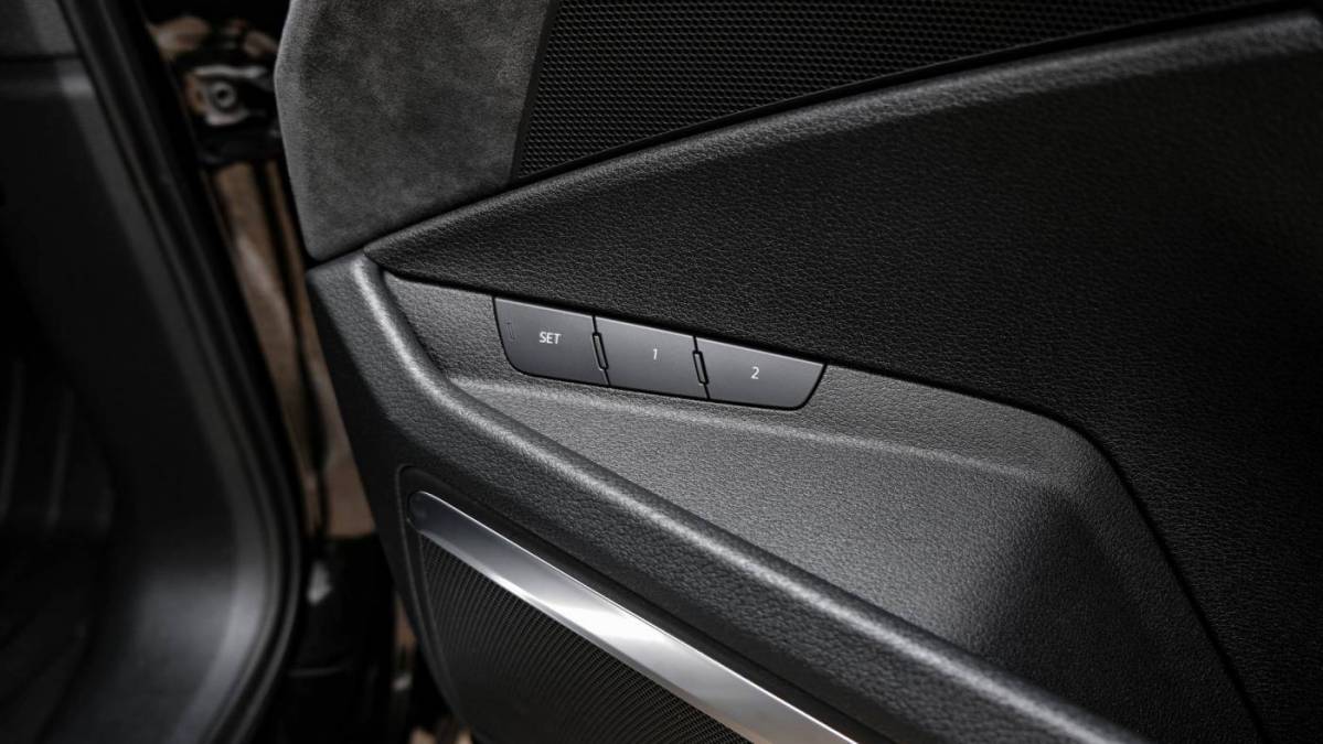 2021 Audi e-tron WA1VAAGE1MB004671