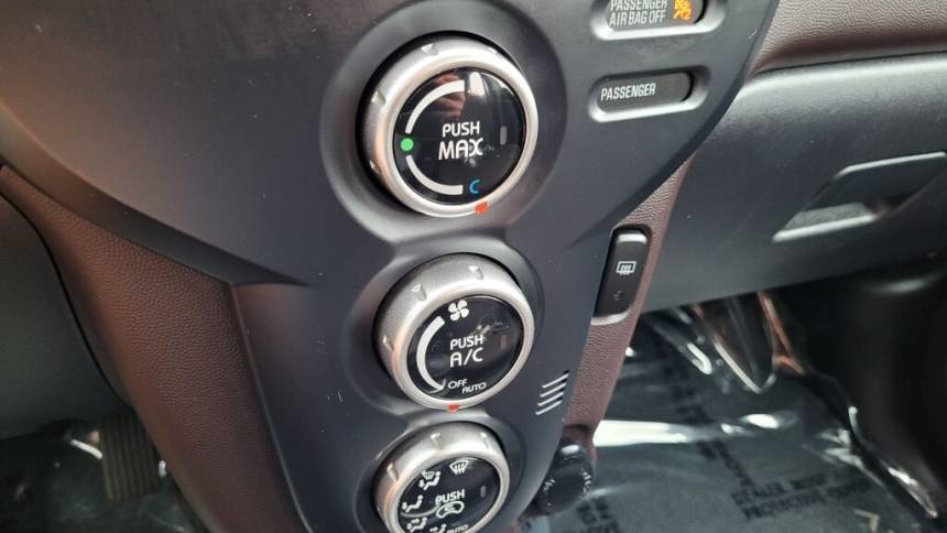 2012 Mitsubishi i-MiEV JA3215H1XCU016380