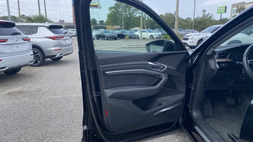 2019 Audi e-tron WA1LABGEXKB013458