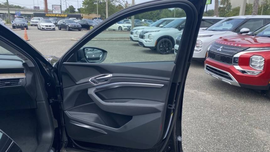 2019 Audi e-tron WA1LABGEXKB013458