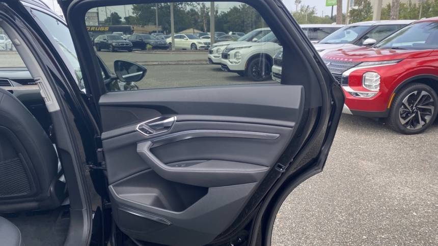2019 Audi e-tron WA1LABGEXKB013458