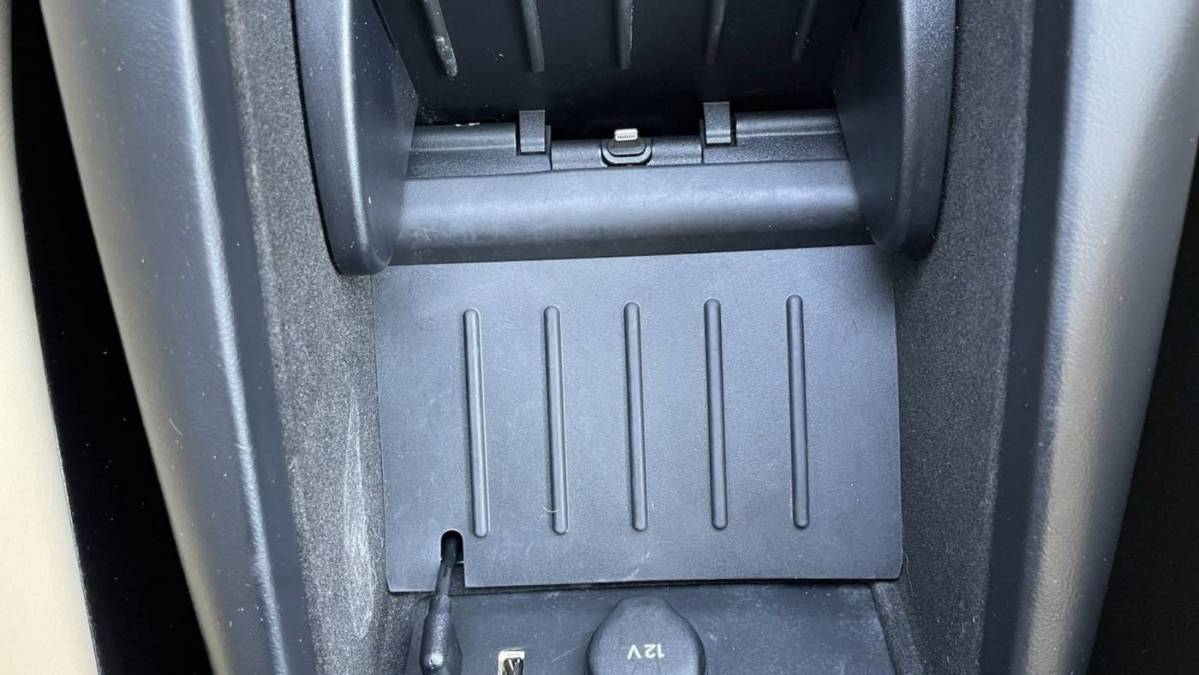 2017 Tesla Model X 5YJXCBE44HF039622