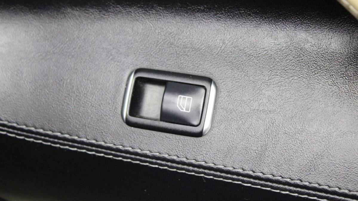 2016 Tesla Model S 5YJSA1E14GF124474