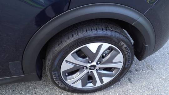 2022 Kia NIRO EV KNDCC3LG2N5125221
