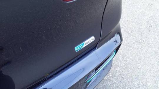 2022 Kia NIRO EV KNDCC3LG2N5125221