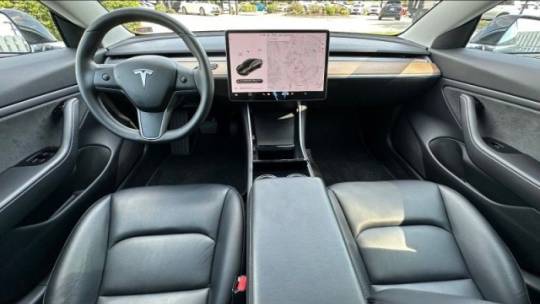 2019 Tesla Model 3 5YJ3E1EB9KF432444