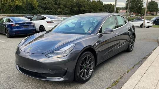 2019 Tesla Model 3 5YJ3E1EB7KF450392