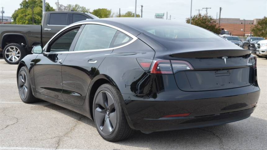 2018 Tesla Model 3 5YJ3E1EB8JF084649