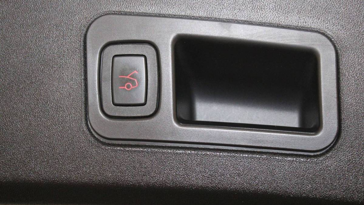2016 Tesla Model S 5YJSA1E22GF129441