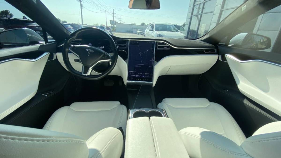 2017 Tesla Model S 5YJSA1E28HF185790