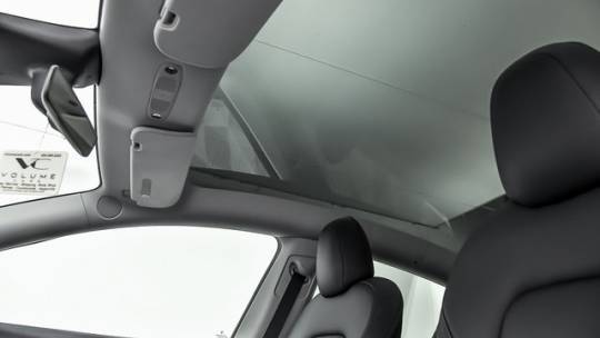 2020 Tesla Model Y 5YJYGDEE4LF053932