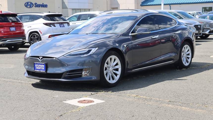 2018 Tesla Model S 5YJSA1E26JF281682