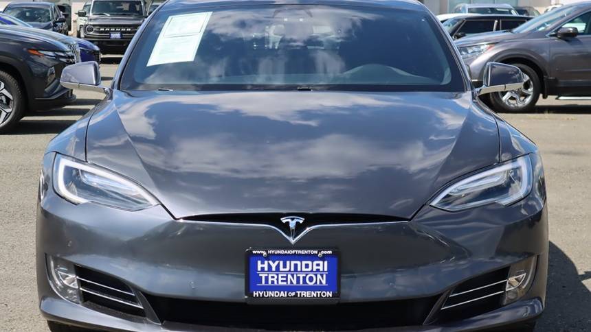 2018 Tesla Model S 5YJSA1E26JF281682