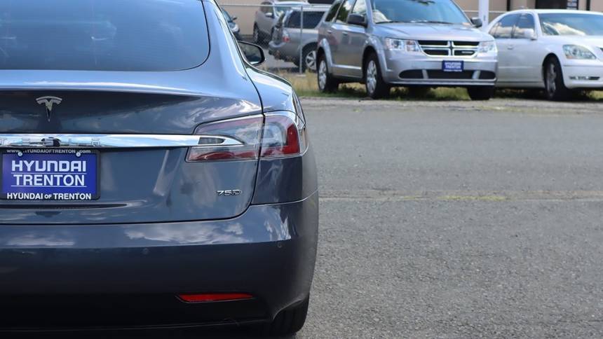 2018 Tesla Model S 5YJSA1E26JF281682