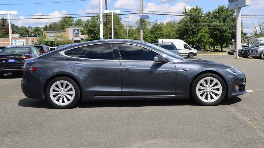 2018 Tesla Model S 5YJSA1E26JF281682