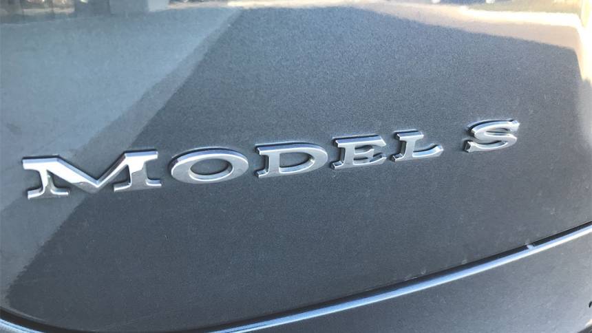 2017 Tesla Model S 5YJSA1E28HF194800