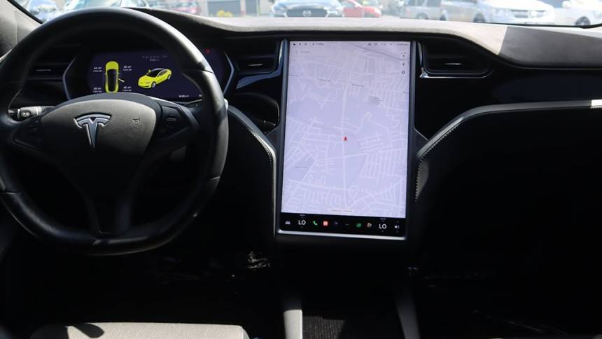 2018 Tesla Model S 5YJSA1E26JF281682