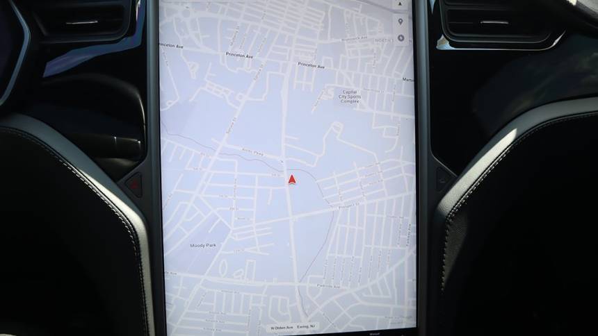 2018 Tesla Model S 5YJSA1E26JF281682