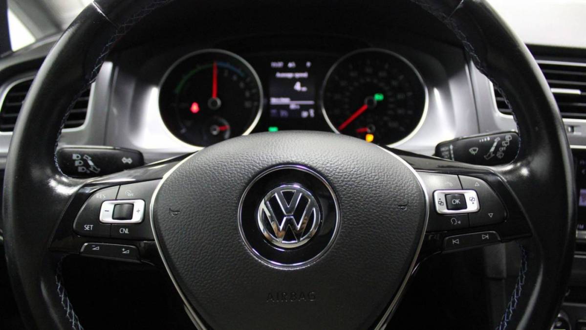 2015 Volkswagen e-Golf WVWPP7AU8FW907671