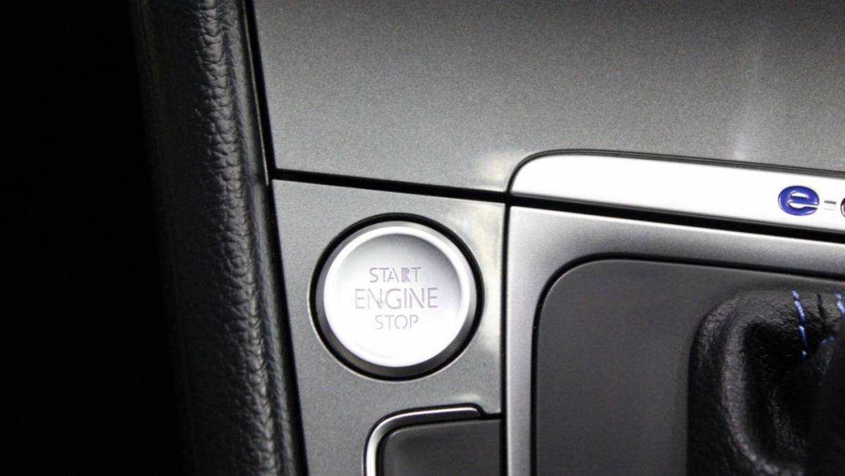 2015 Volkswagen e-Golf WVWPP7AU8FW907671
