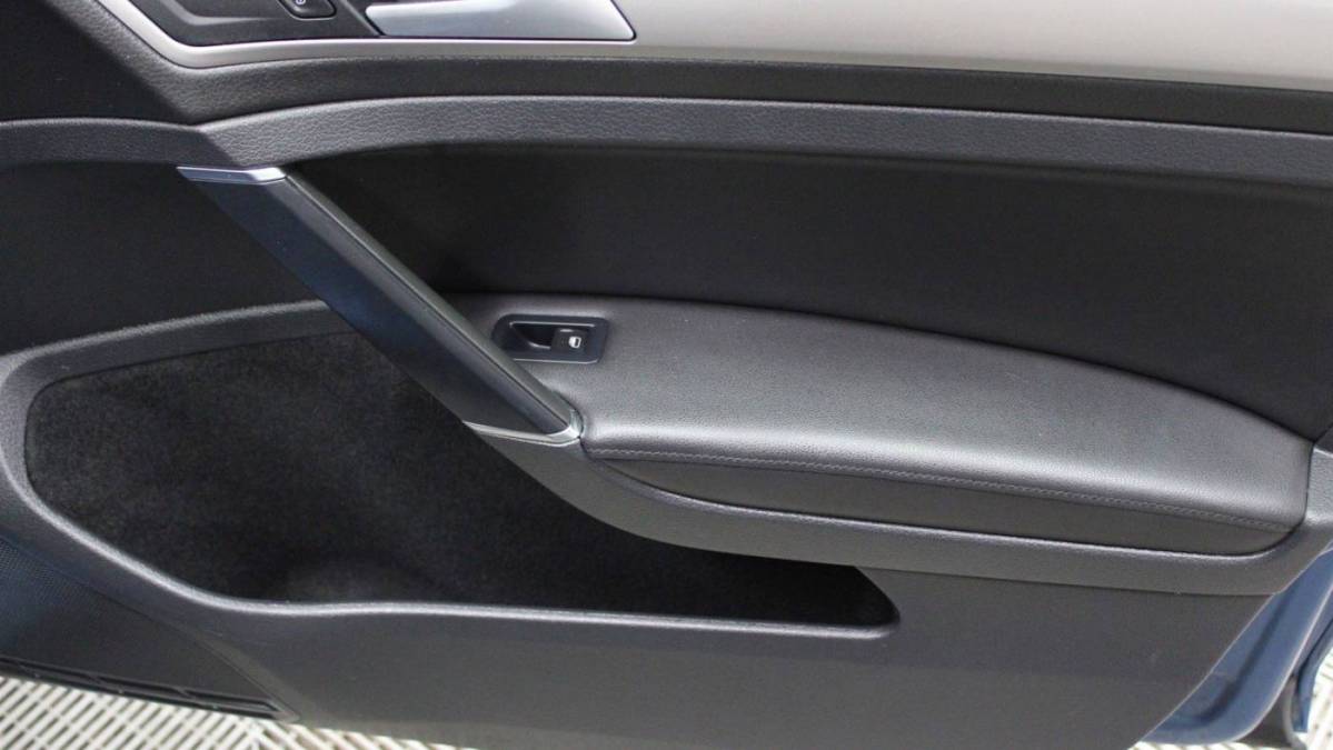2015 Volkswagen e-Golf WVWPP7AU8FW907671