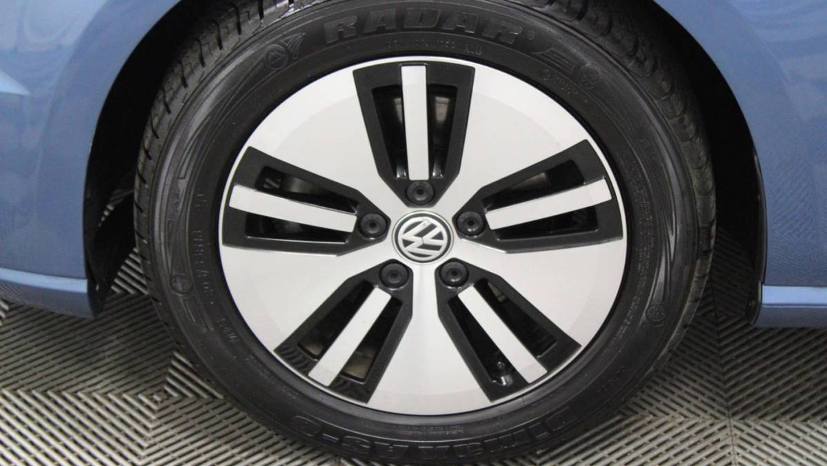 2015 Volkswagen e-Golf WVWPP7AU8FW907671